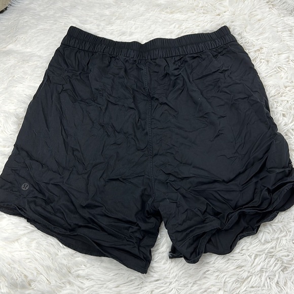 Lululemon Move Lightly Short *5.5" Black - Picture 6 of 6